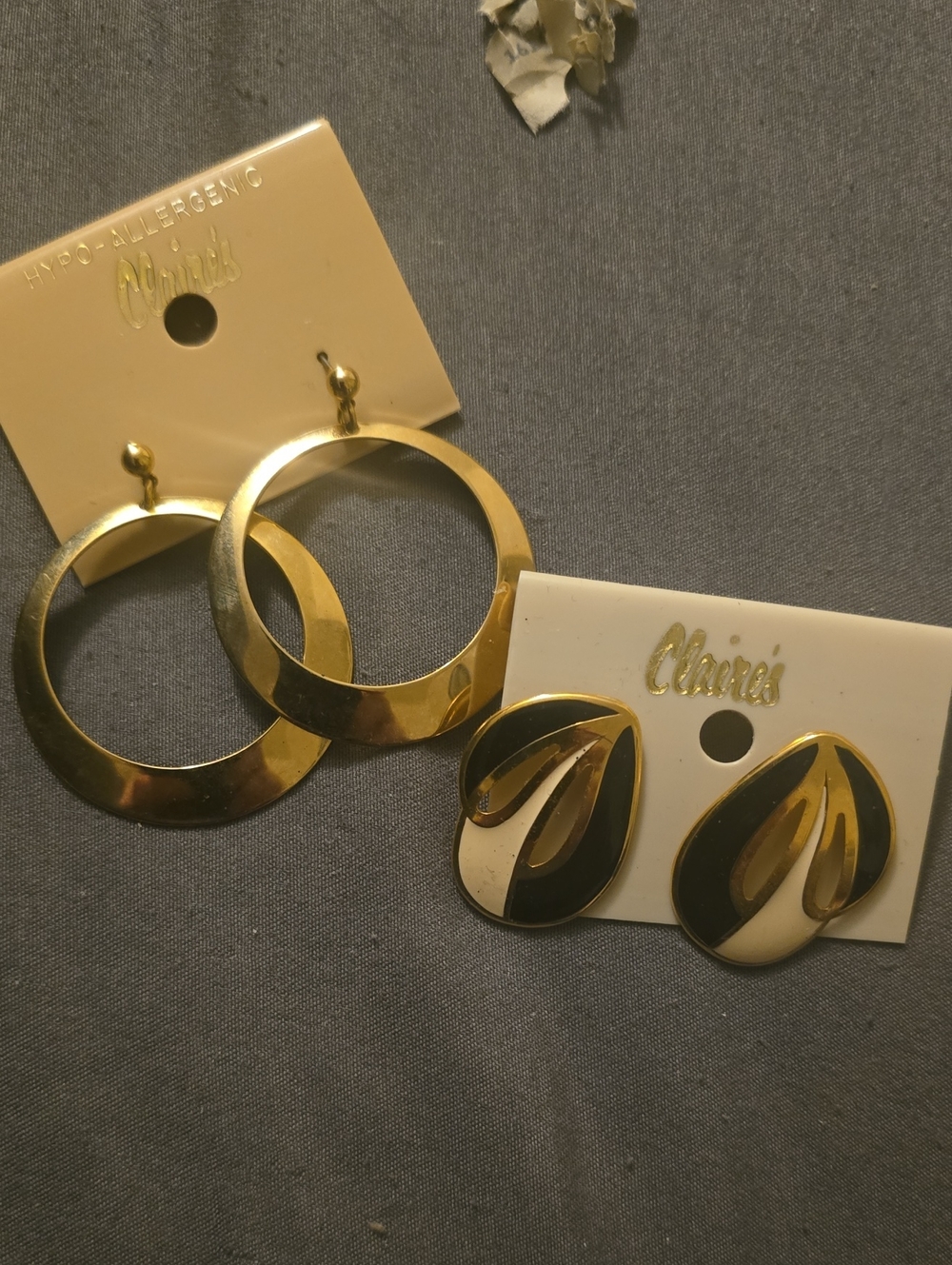 Claire's Gold and Black Hoop + Teardrop Stud Earring Set